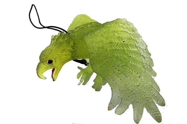 Yeşil Renk Yumuşak Plastik Şaka Kartal Yarasa Anahtarlık Şaka Malzemesi - Image 1