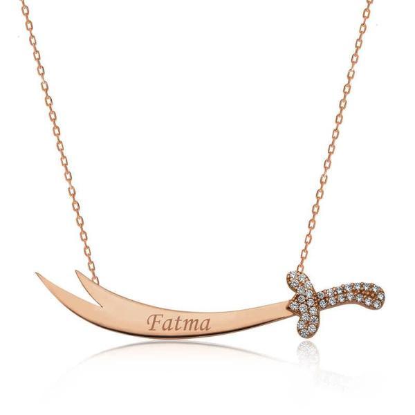 Supertrend Gümüş İsimli Zülfikar Kılıcı Bayan Kolye - Image 1