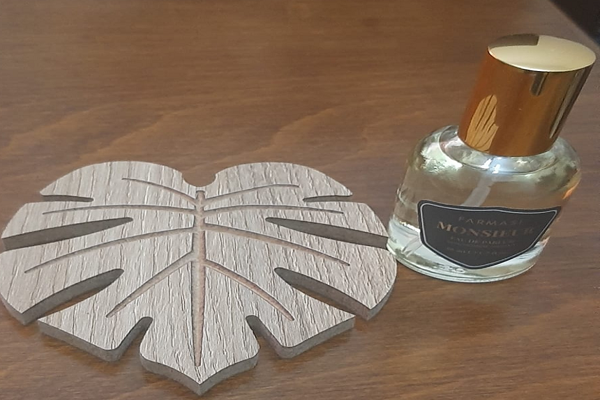 Farmasi Monseur Erkek Parfümü Edp 50 ml + YAPRAK BARDAK ALTLIĞI - Image 1