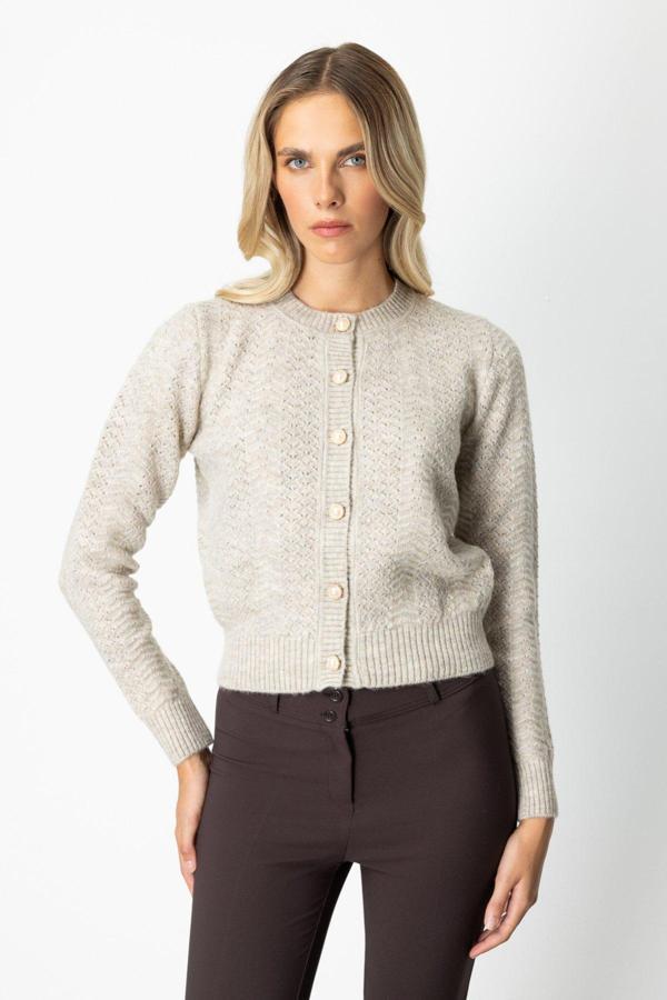 On Kadın Düğmeli Sıfır Yaka Hırka 63903 Bej - Image 1