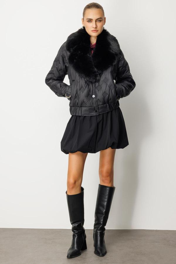 Ekol Kadın Yakası Kürklü Şişme Mont 6607 Siyah - Image 1