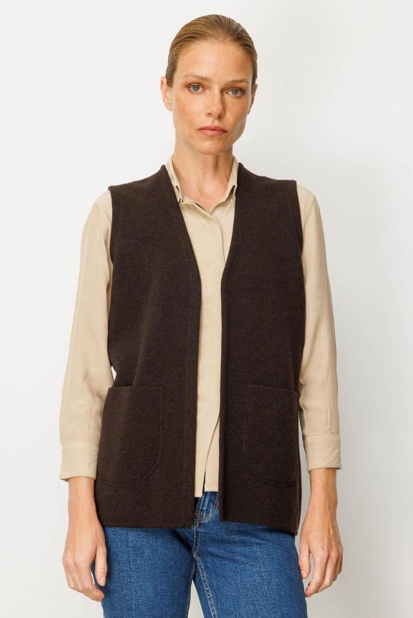 Desen Triko Kadın V Yaka Çelik Örgü Yün Anne Yelek 25044 Koyu Kahve - Image 1