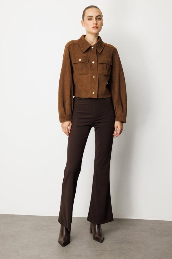 On Kadın Kapak Cepli Süet Crop Ceket 60503 Kahverengi - Image 1