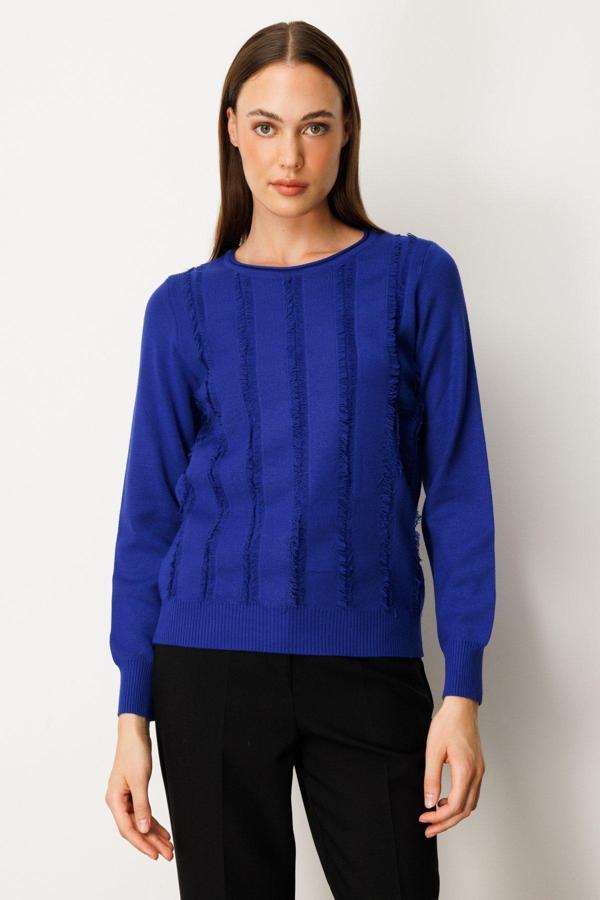 On Kadın Sıfır Yaka Püskül Detaylı Triko Kazak 65306 Saks - Image 1