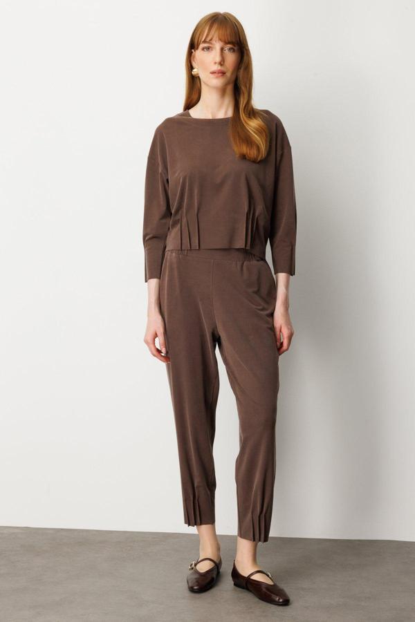 On Kadın Beli Lastikli Paçası Dikişli Pantolon 64409 Kahverengi - Image 1