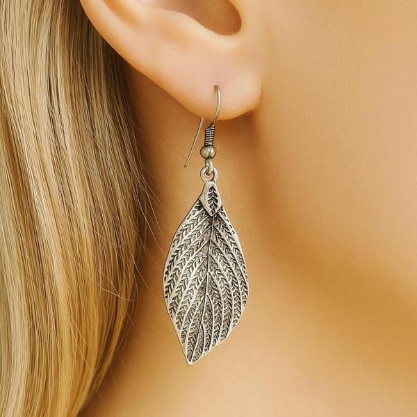 Yaprak Şekilli Kadın Küpe Çift Adet Gümüş Kaplama El Yapımı Küpe - Image 1