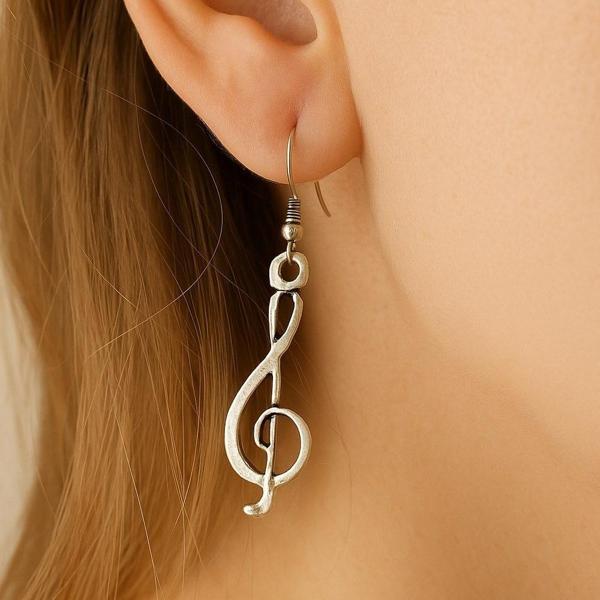 Sol Anahtarı Şekilli Kadın Küpe Çift Adet Gümüş Kaplama El Yapımı Küpe - Image 1