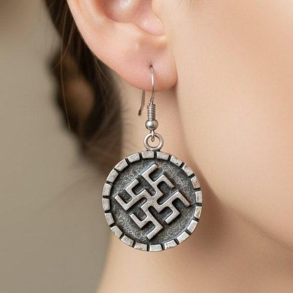 Hint Budist Uğur Şans Şekilli Kadın Küpe Çift Adet Gümüş Kaplama El Yapımı Küpe - Image 1