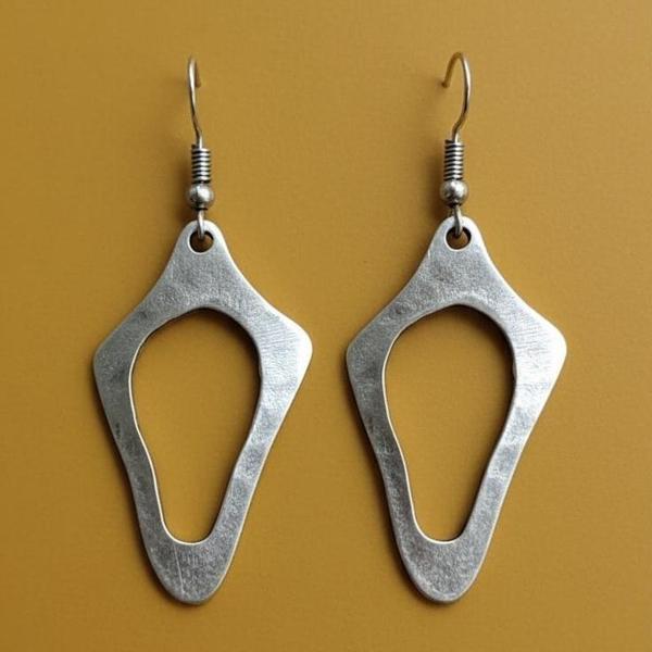 Geometrik Şekilli Kadın Küpe Çift Adet Gümüş Kaplama El Yapımı Küpe - Image 1