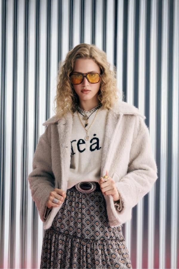 Quzu Cep Detaylı Kadın Ceket - Image 1