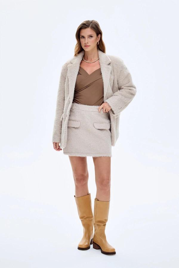 Quzu Cep Detaylı Mini Etek - Image 1