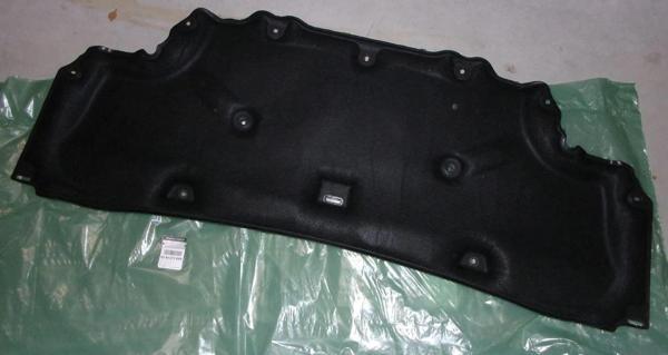 Renault Duster 2010- Kaput İzolatörü Oem No (658407380R) - Image 1