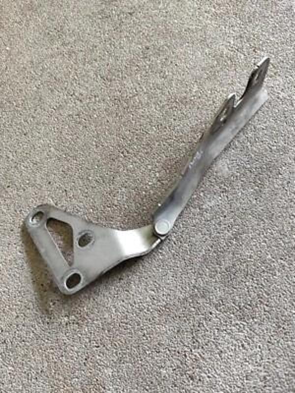 Astra -H- 2004- Motor Kaput Menteşesi Sağ Oem No (13213448) - Image 1