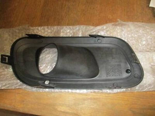 Fıat Panda 2012- Sis Kapağı Sissiz Sol Oem No (735537026) - Image 1