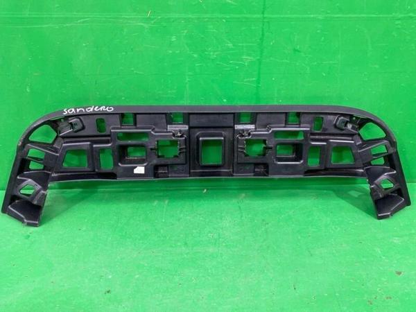 Dacia Sandero Stepway 2009- Ön Tampon Alt Muhafazası Oem No (8200740830) - Image 1