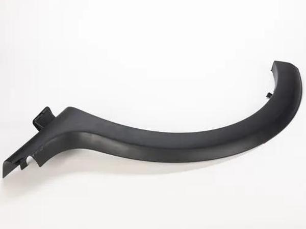 Dacia Sandero Stepway 2009- Arka Çamurluk Dodik Plastiği Sağ Oem No (8200531504) - Image 1