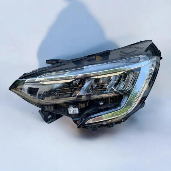 Clio Far Krom Sol Hatchback 2019- Oem No (260609987R) - Image 1