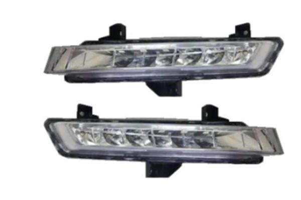 Clio Gündüz Farı Sağ Hatchback 2016- Oem No (266007864R) - Image 1