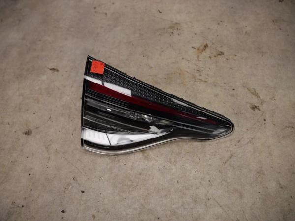 Clio Stop Lambası İç Sol Hatchback 2024- Oem No (265555477R) - Image 1