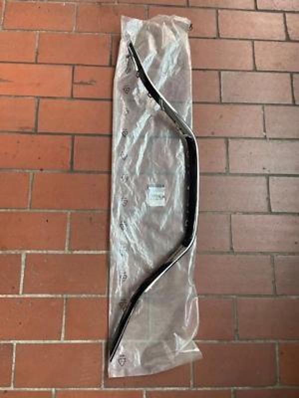 Kadjar Ön Panjur Alt Nikelajı 2016- Oem No (623856800R) - Image 1