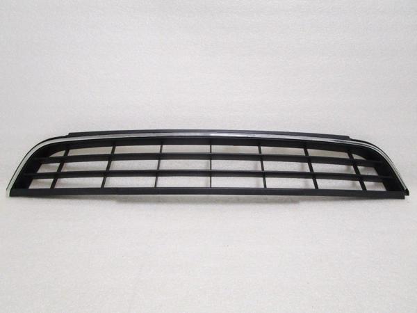 Jetta 2015- Tampon Panjuru Oem No (16D 853 677) - Image 1