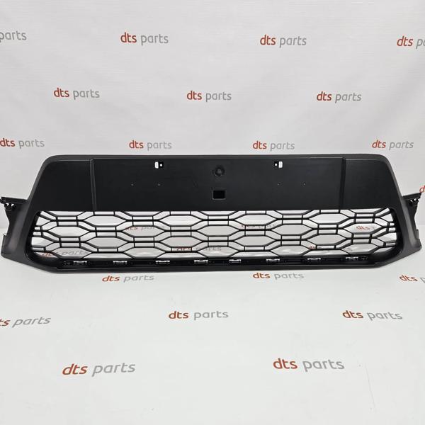 Dacia Sandero Stepway 2017- Ön Tampon Panjuru Oem No (622541693R) - Image 1