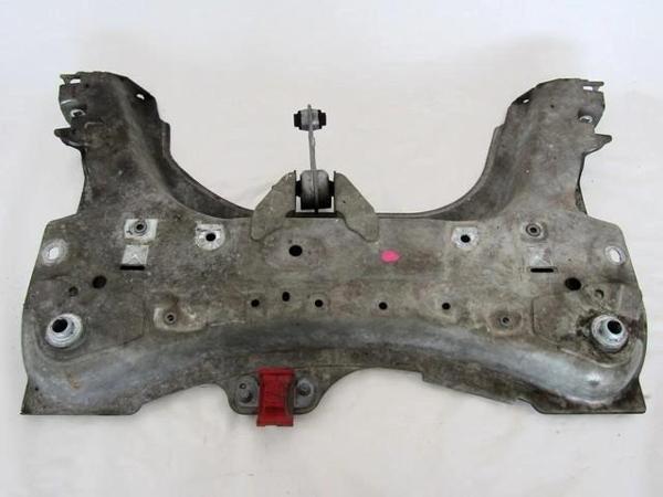 Clio Arka Beşik Hatchback 2012- Oem No (544019994R) - Image 1