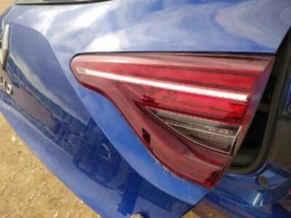 Clio Stop Lambası İç Icon Model Sağ Hatchback 2019- Oem No (265503304R) - Image 1