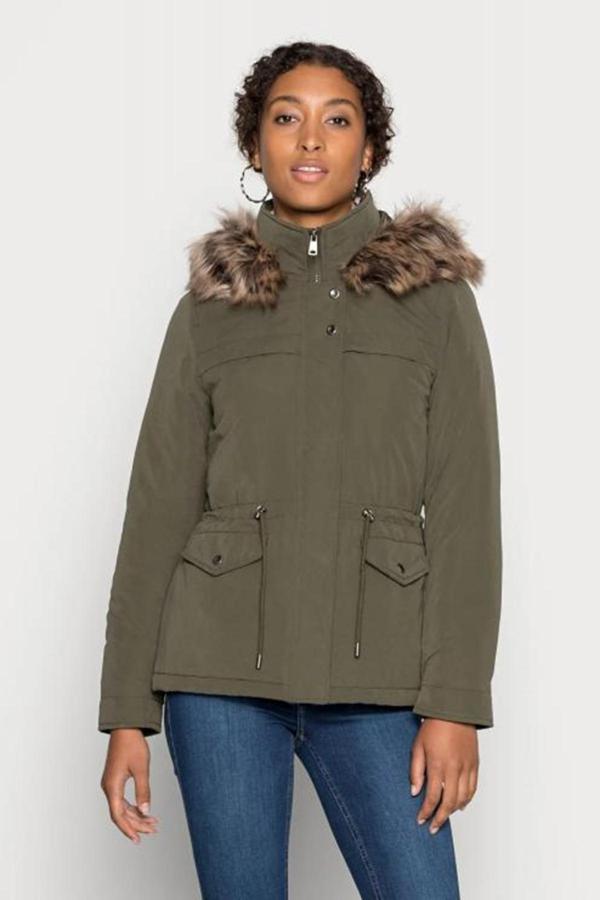 Only Onlnewstarline Regular Fit Yumuşak Tüy Detaylı Kapüşonlu Bayan Mont 15297128 KOYU HAKİ - Image 1