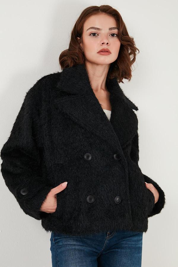 Lela Oversize Kruvaze Yaka Yumuşak Tüylü Düğmeli Astarlı Bayan Mont 6839659 SİYAH - Image 1