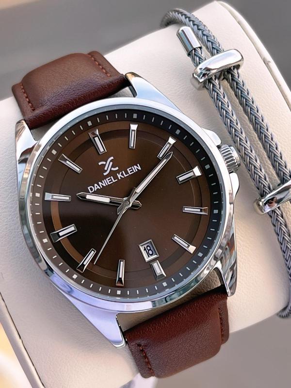 Daniel Klein Deri Kordon Takvimli Kadran 2 Yıl Garantili 3 Atm Dayanıklı Erkek Kol Saati E140036-4 - Image 1