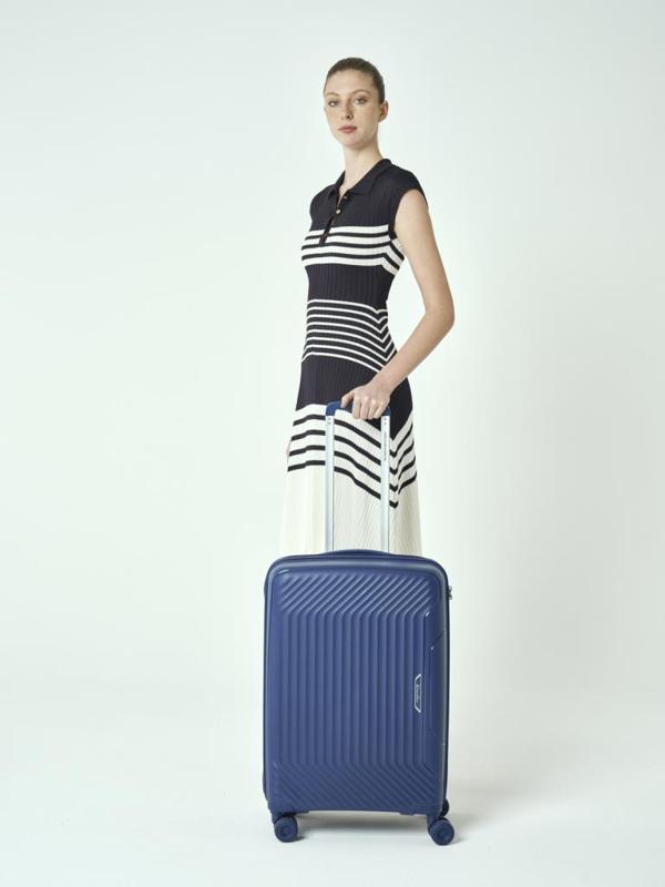 Benetton Trolley Valiz Koyu Mavi Orta Boy 14BNT8001-02-KMV - Image 1