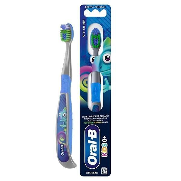 ORAL-B KİDS RENK DEĞİŞTİREN DİŞ FIRÇASI 0-6 YAŞ - Image 1