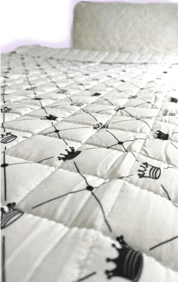 Taç Desenli Çift Taraflı 7kg 150x200 Ağır Yorgan/Battaniye - Image 1