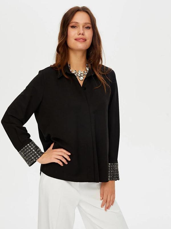 Faik Sönmez Kolları Boncuk Payet İşli Şık Kadın Gömlek W26GML011 - Image 1