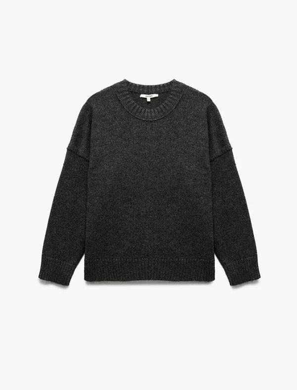 Koton Bisiklet Yaka Triko Kadın Oversize Kazak 6WAK90177HT - Image 1