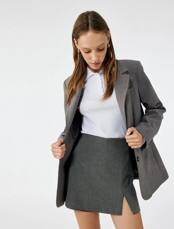 Koton Fermuarlı Viskon Karışımlı Kadın Mini Şort Etek 6WAL70010IW - Image 1