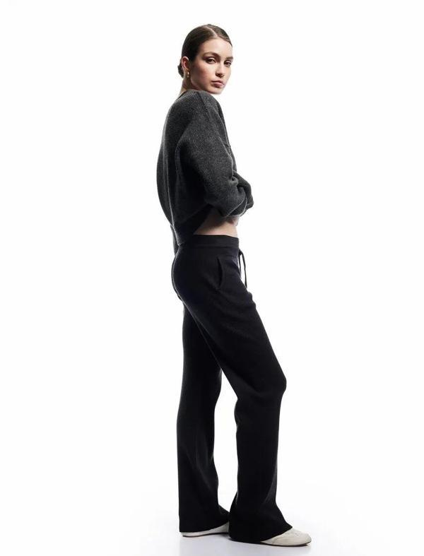 Koton Beli Bağcıklı Cepli Yüksek Bel Düz Bol Paça Kadın Triko Pantolon 6WAK40001HT - Image 1