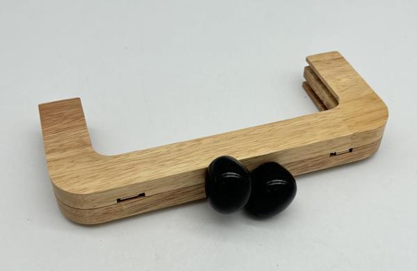 Çanta Aksesuar 20 Cm  Oval Siyah Toplu Ahşap Burs - Image 1