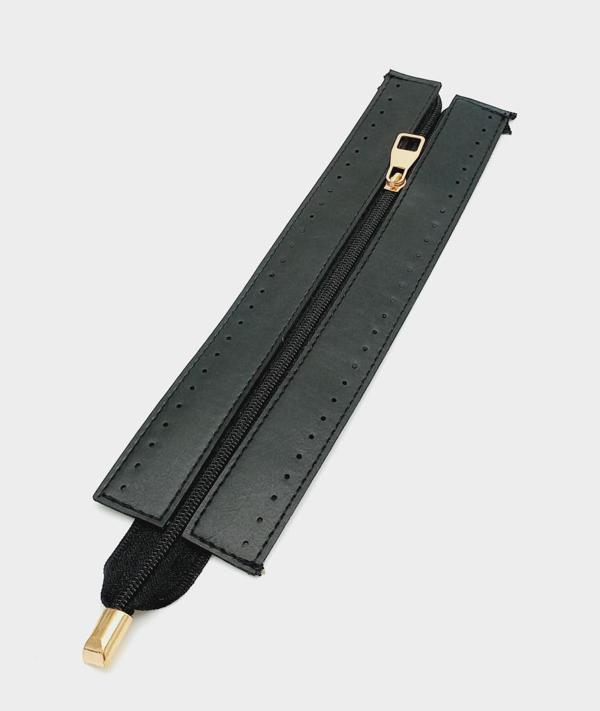 Çanta Aksesuar Siyah Renk 28 Cm Derili Fermuar Light Gold Metalli - Image 1