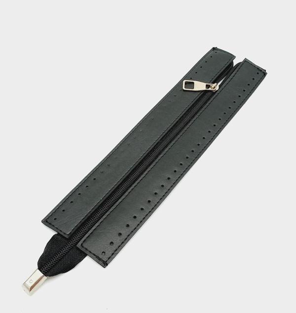 Çanta Aksesuar Siyah Renk 28 Cm Derili Fermuar Gümüş Metalli - Image 1