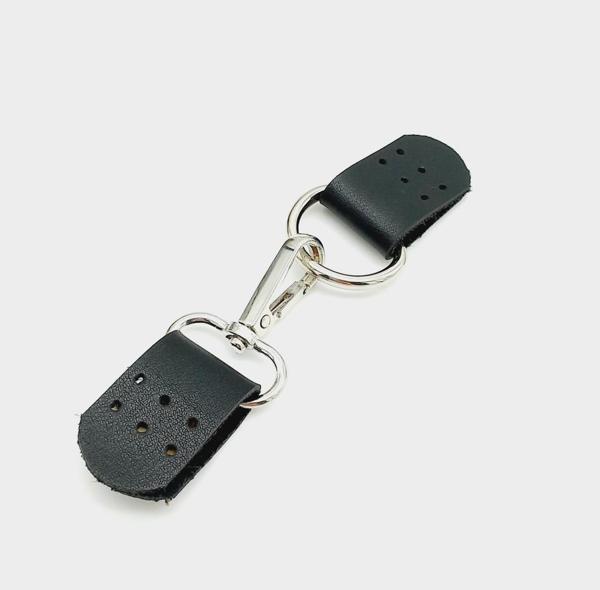 Çanta Aksesuar Tek Kat Suni Deri Siyah Kancalı Böce Kilit Gümüş Metalli - Image 1