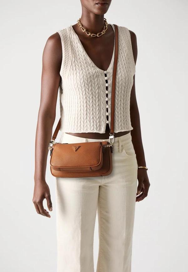 Guess Noelle Saffiano Mini Kadın Çapraz Çanta HWZG9672710 - Image 1