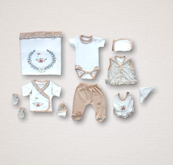 Erguvan Taç Nakışlı  Kız Bebek 10lu Zıbın Takımı Hastane Çıkışı Turuncu - Image 1