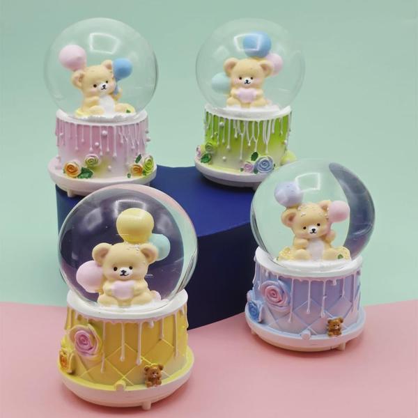 Orta Boy Sevimli Ayıcık Kar Küresi 1 Adet - Image 1