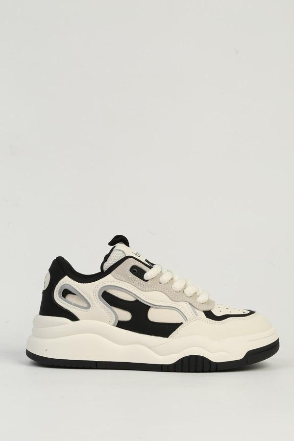 Benetton Beyaz Siyah Kadın Spor Ayakkabı İTHAL BNI-11571 - Image 1