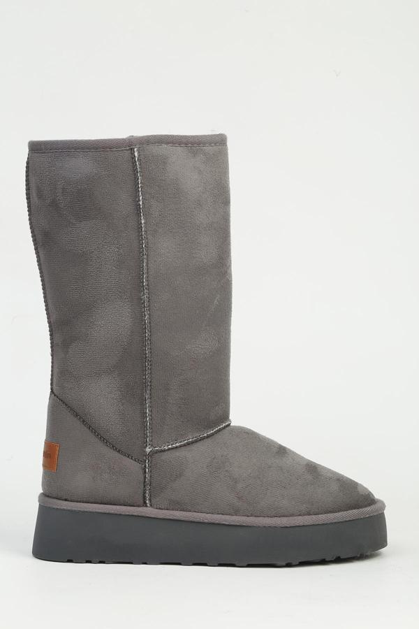 Füme Kadın Bot - Image 1