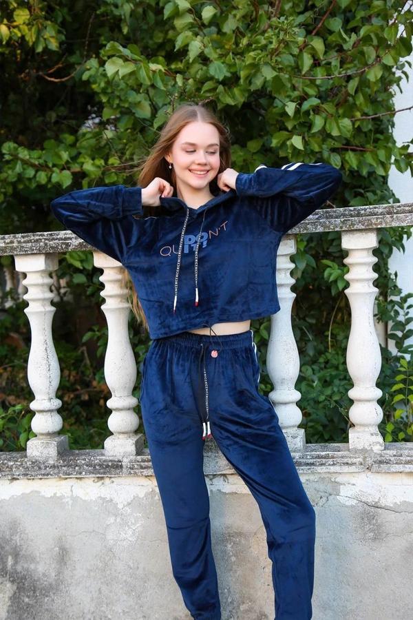 Kadın Kadife Kapşonlu Eşofman Takım Lacivert - Image 1