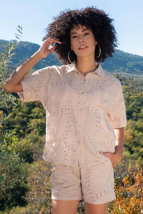 KORDONE NAKIŞLI KISA KOL GÖMLEK KADIN 410065 - Image 1