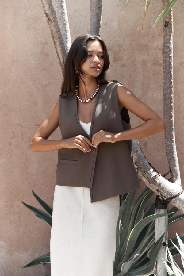 Maysa Nakış Detay Yeşil Yelek - Image 1